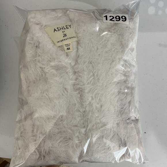 Ashley By 26 International Womens M Fuzzy Faux Fur Long Vest Teddy Cardigan Boho - Picture 12 of 12